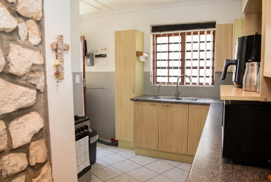 4 Bedroom Property for Sale in Struisbaai Western Cape